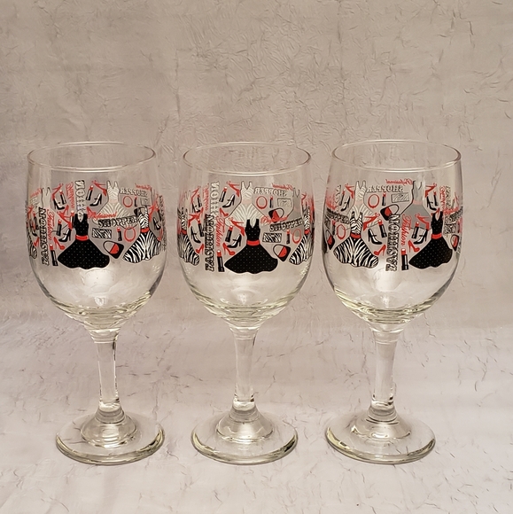 Fashion Novelty Stemmed Wine Glass (3) - Picture 1 of 7